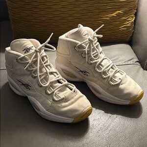 Reebok Question Mid "Boktober" athletic shoe, size 11. EUC